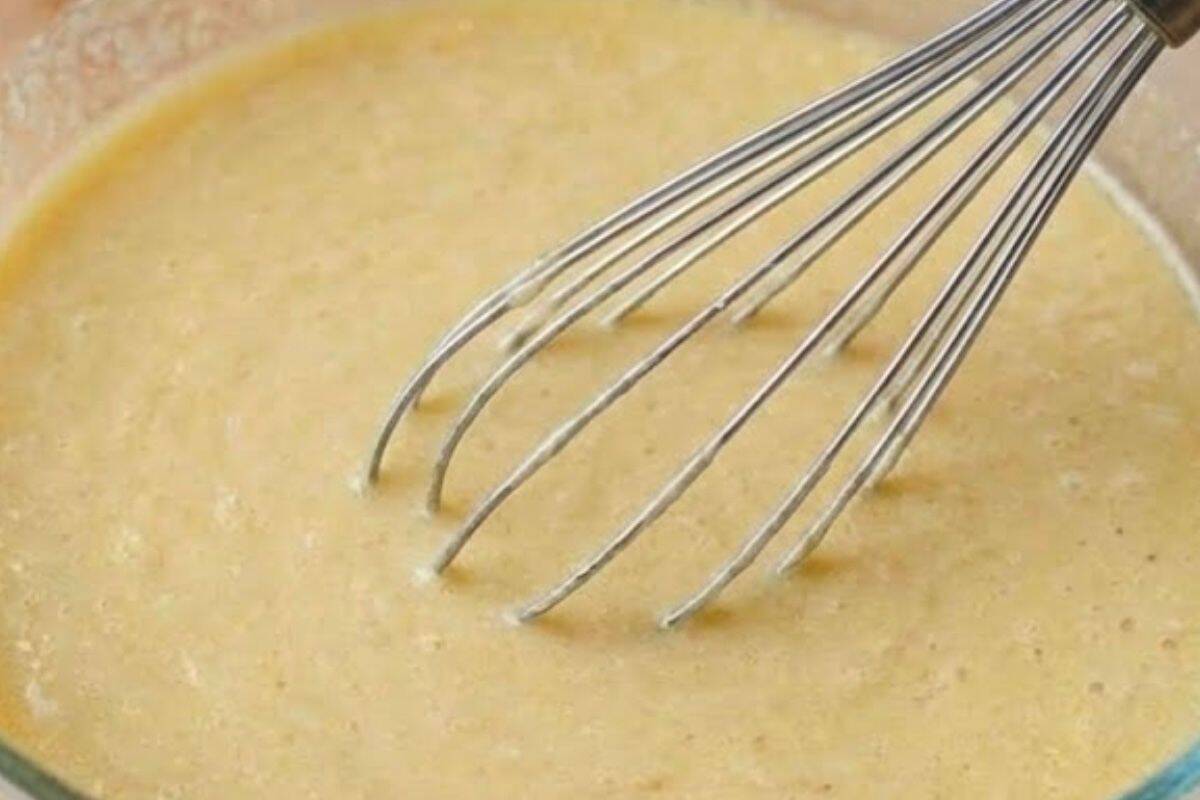 In a large bowl, combine all of the wet ingredients