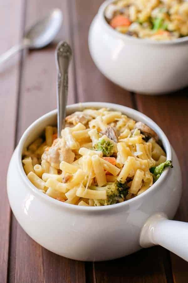 Creamy Chicken and Mushroom Macaroni Cheese in a bowl