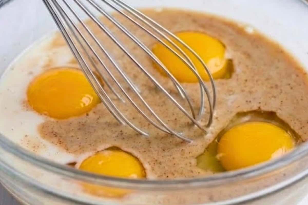 Whisk together the coffee, sugar, and milk until dissolved. Add the eggs and whisk until fully combined.