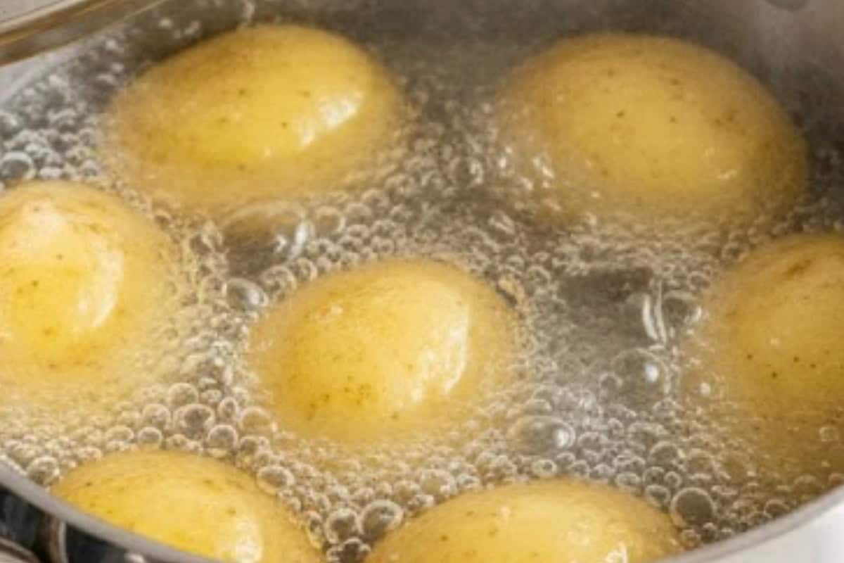 Place potatoes in a pot of salted water and cook, covered, for 30–35 minutes until tender.