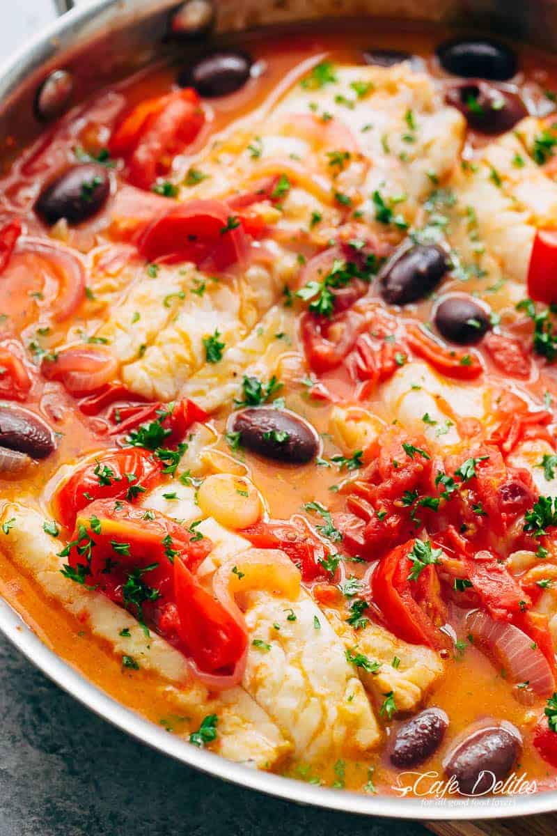 Super zoom in image of Pan Seared Fish With Tomatoes & Olives in a pan