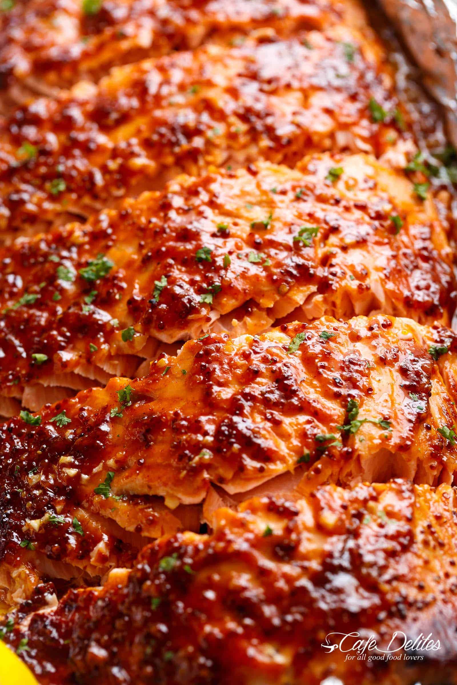 Zoom in image of Garlic Butter Honey Mustard Salmon In Foil