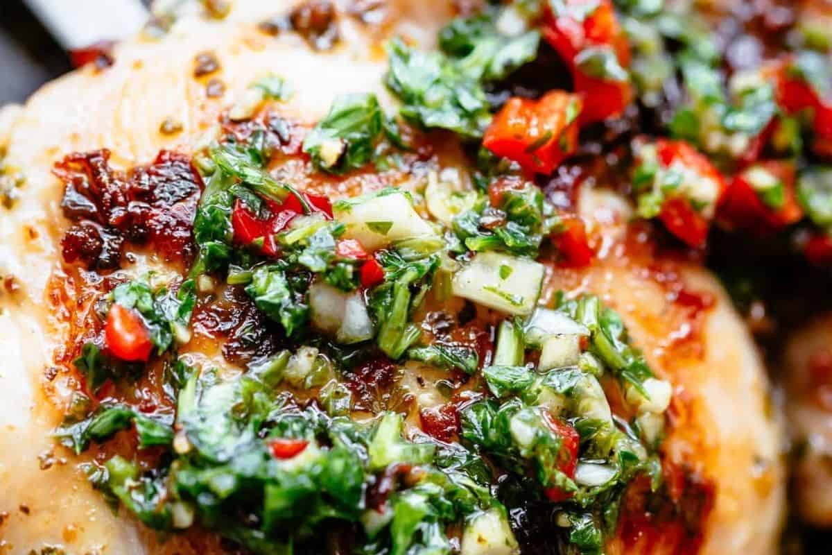 chicken with chimichurri ready to eat