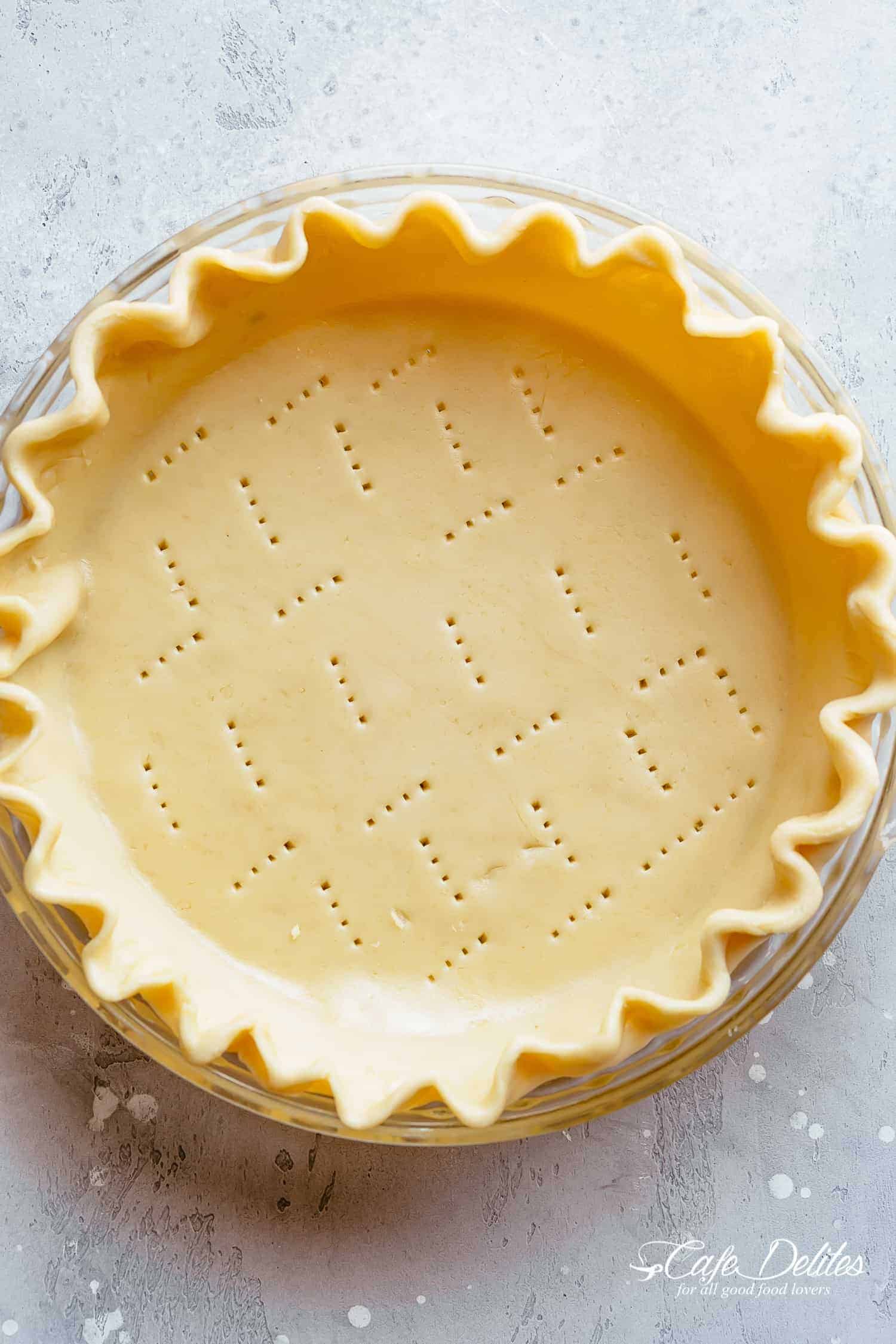 Home made making of pie crust with no shortening