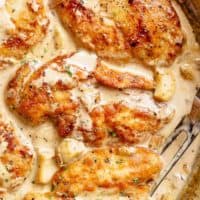 Creamy Garlic Chicken Breast piece