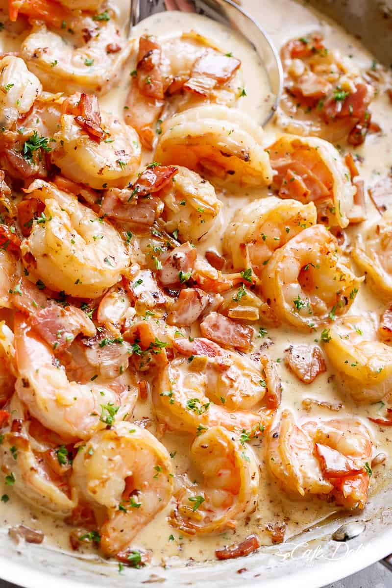 Shrimp Alfredo with bacon #cafedelites #Keto #lowcarb #shrimp Zoom in shot of Carbonara inspired Shrimp Alfredo with bacon
