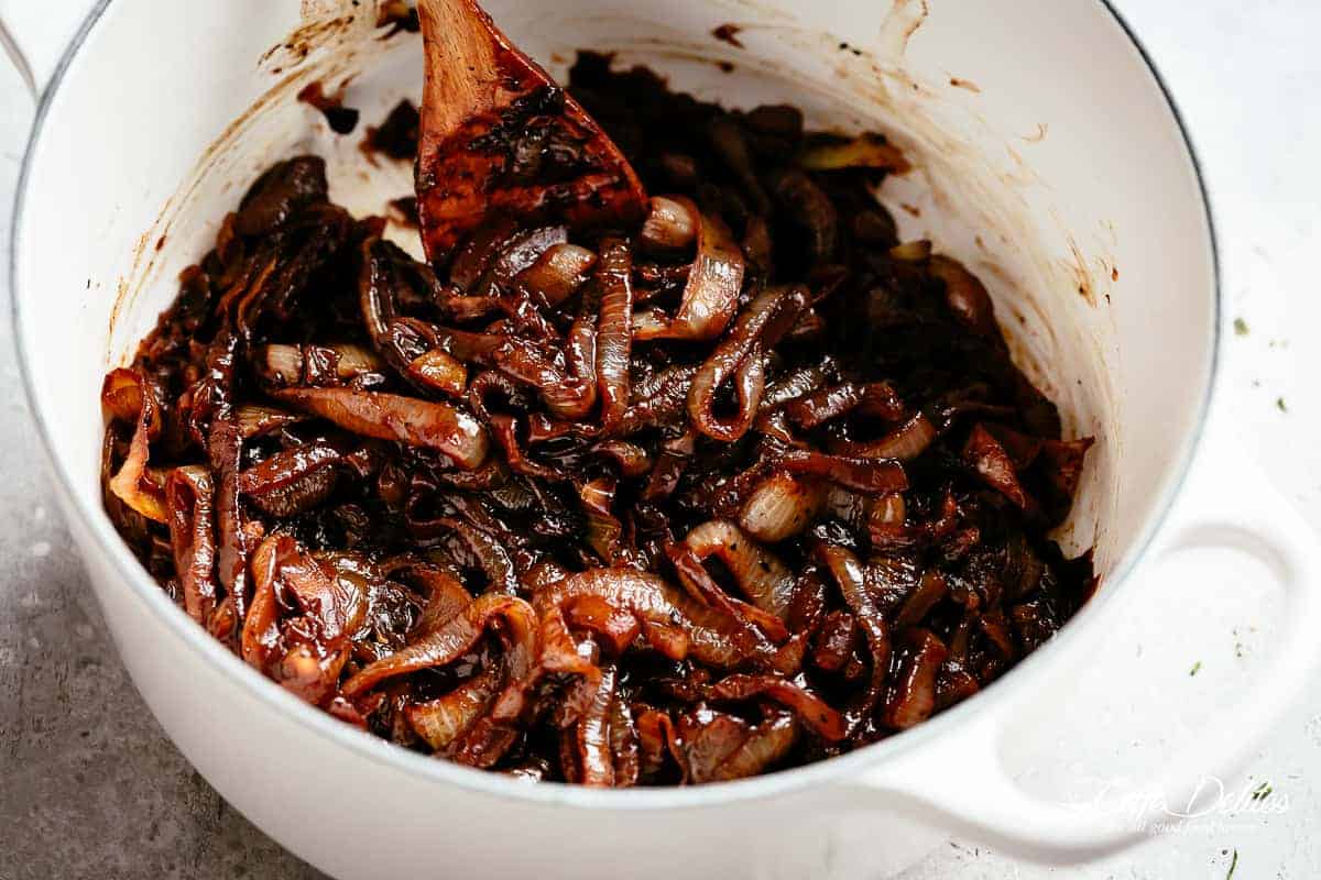 A pot of caramelized onions #cafedelites #caramelized #onions #French #onion #soup Caramelized onions for French onion soup