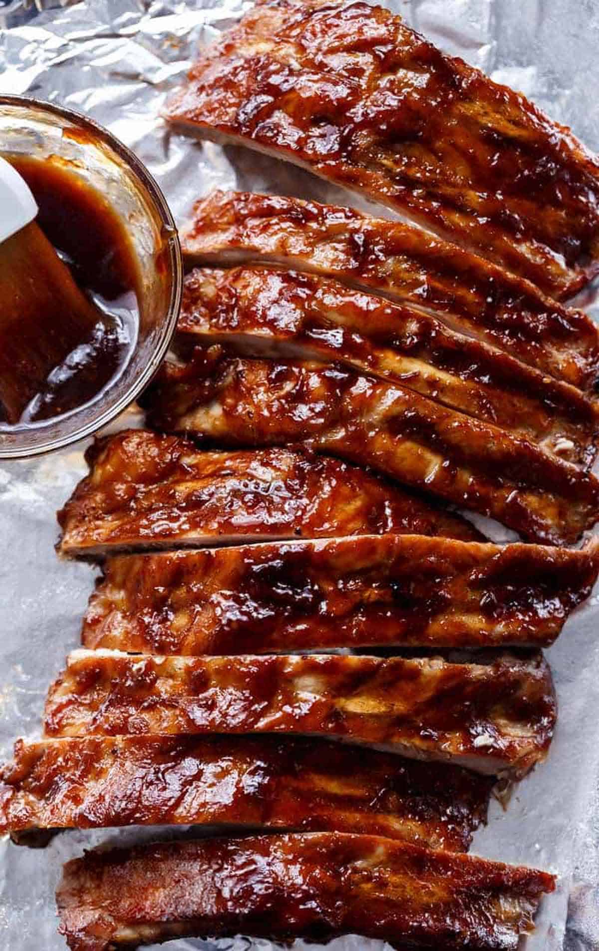 Slow Cooker Barbecue Spare Ribs | https://cafedelites.com