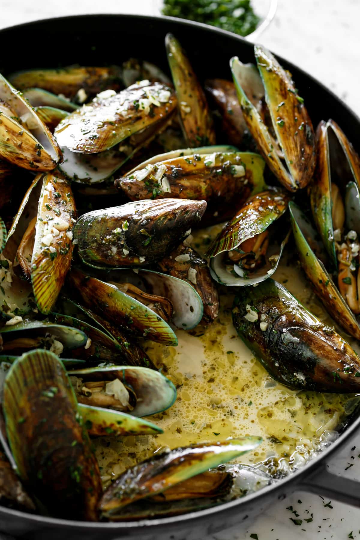 Spicy French Steamed Mussels