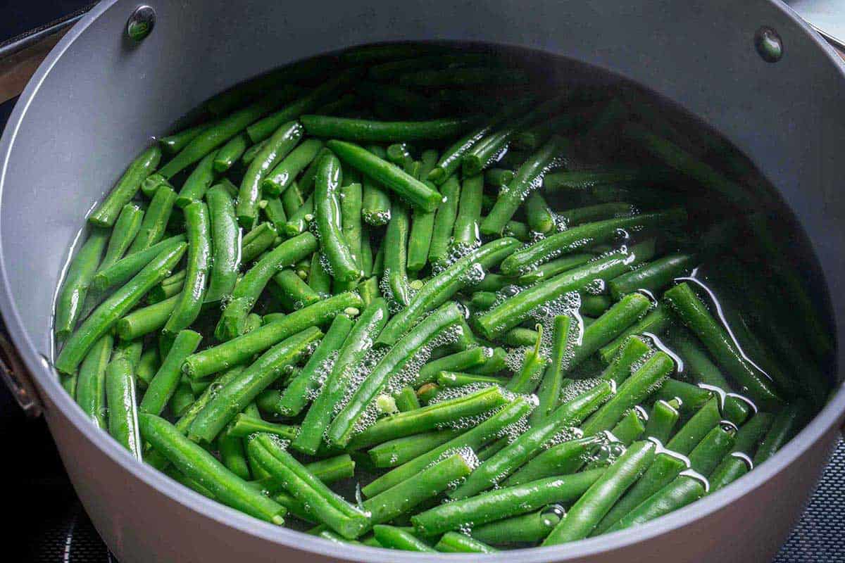 Green Beans in a pot simmering