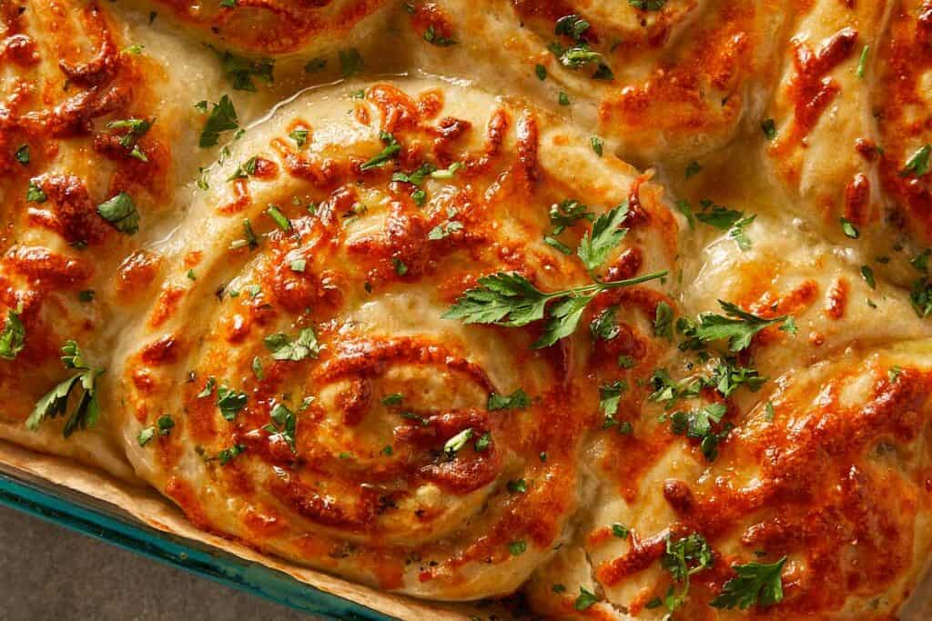 close up garlic bread